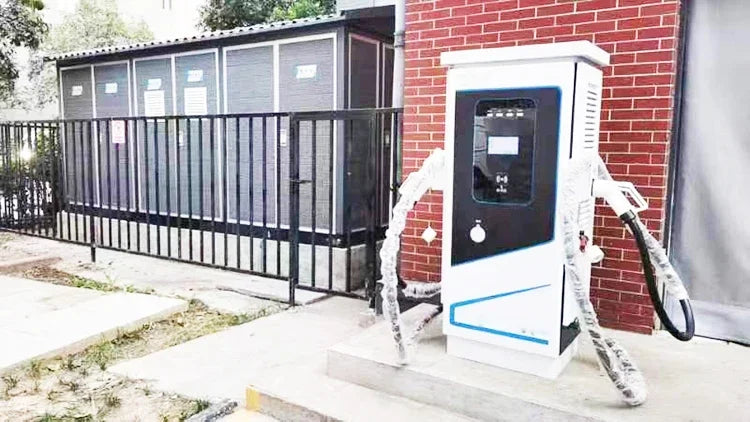 DC 60KW-200kW Fast EV Charger with External Solar Storage Integration, Maximizing Renewable Energy for Highways