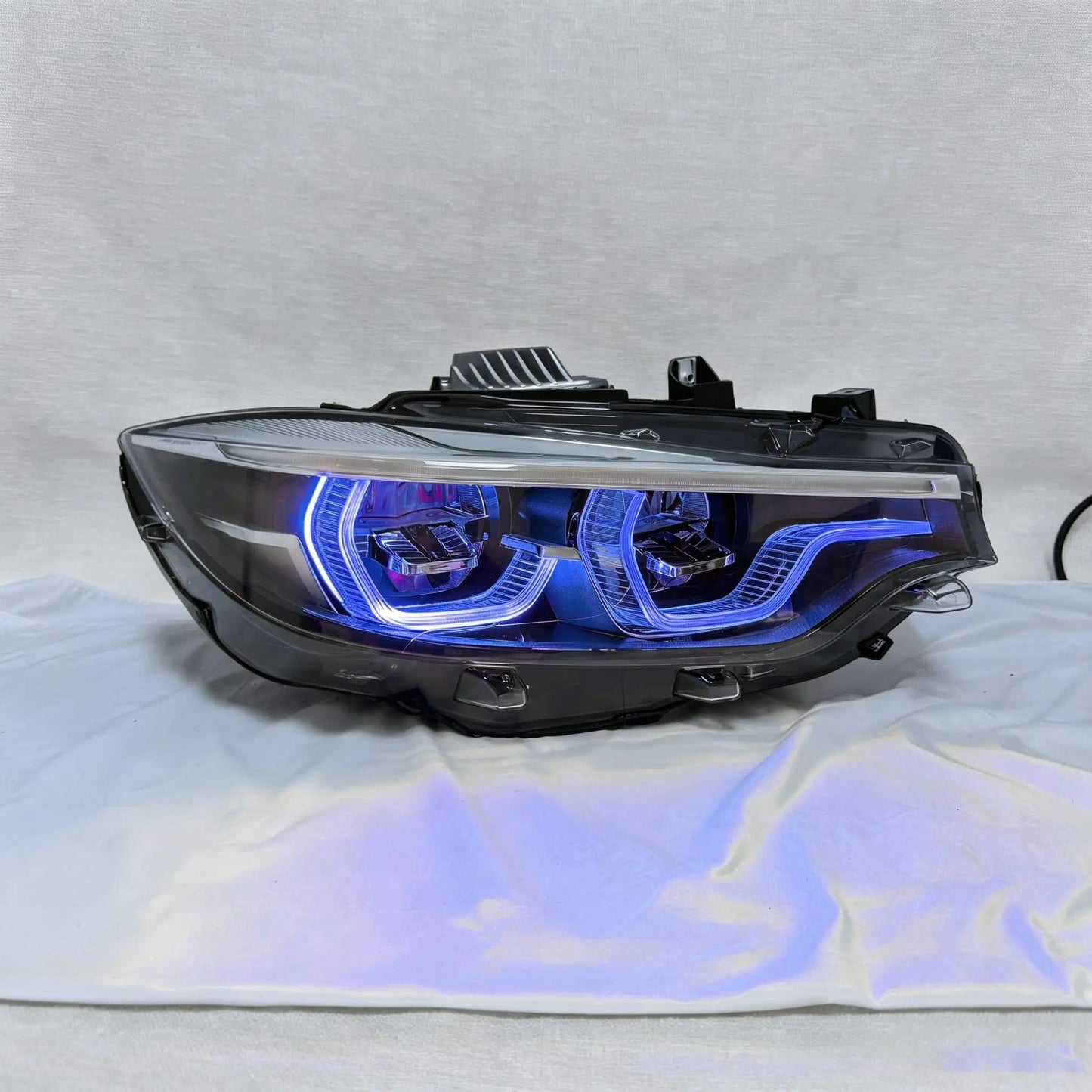 For BMW M3 M4 F80 F32 F36 F33 F82 RGBW DRL yellow red amber daytime running lights J ONE turn signal yellow light module