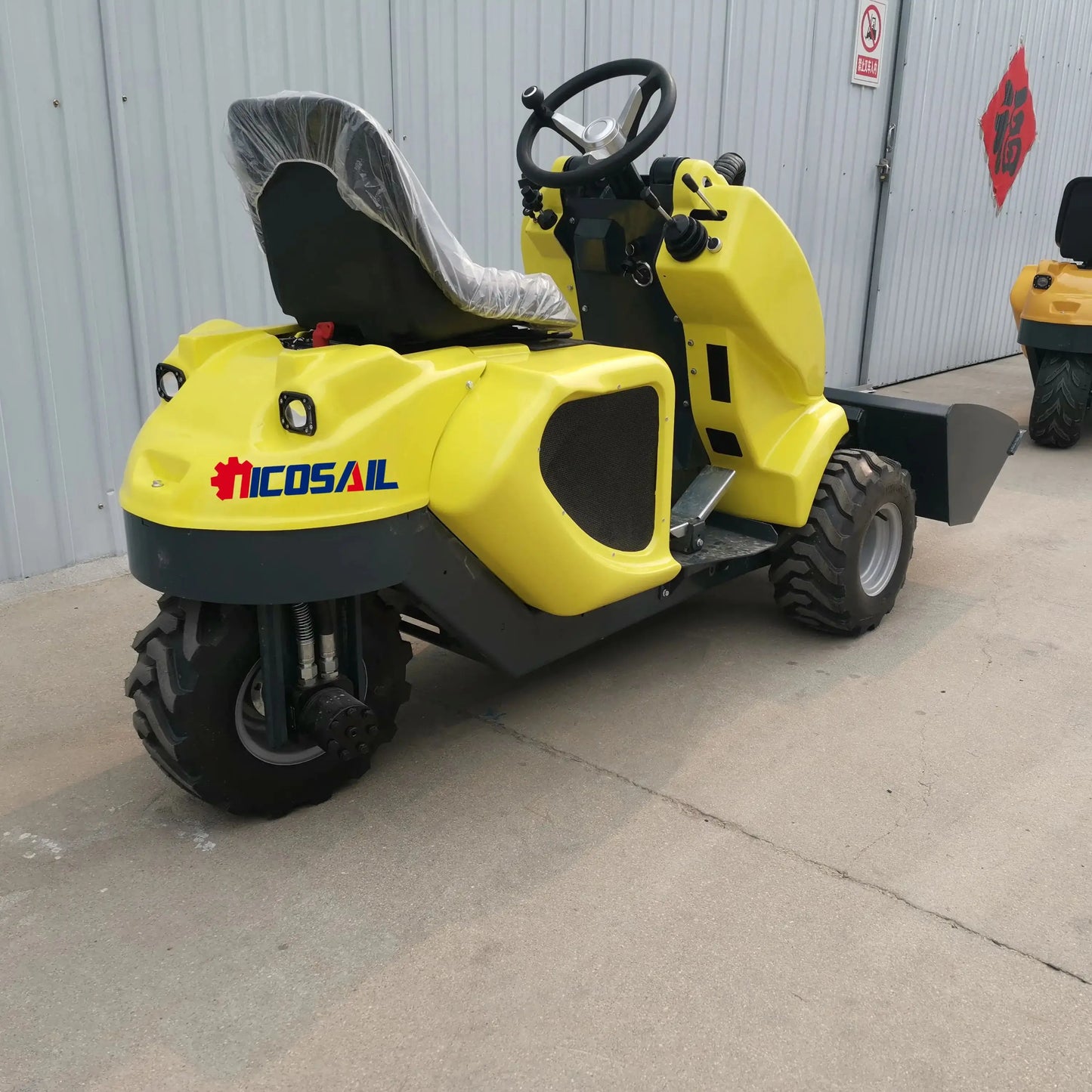 Factory price customization three wheeled small sliding loader wheel sliding loader construction site